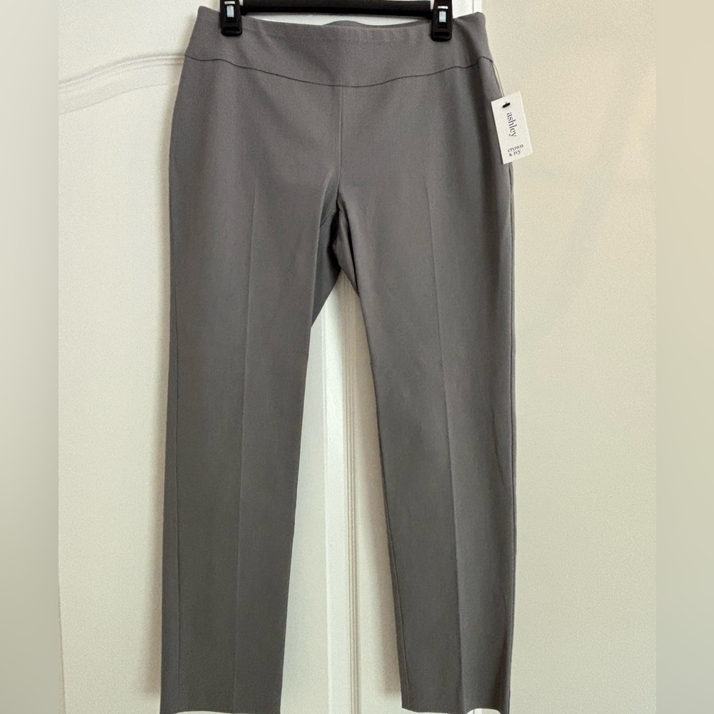 Crown & Ivy gray dress pant